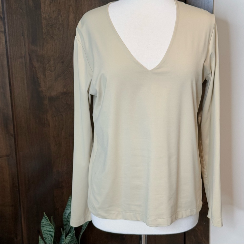 White Stag Women’s Size L 12/14 long sleeve v neck top cream colored nylon shirt - Picture 1 of 6